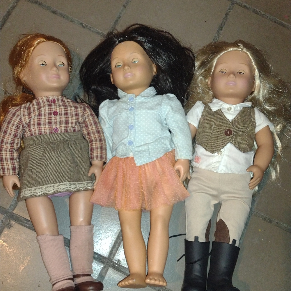Generation Dolls - Picture 2 of 3